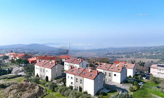 Недвижимость Квартира, 4-комнатная: 19