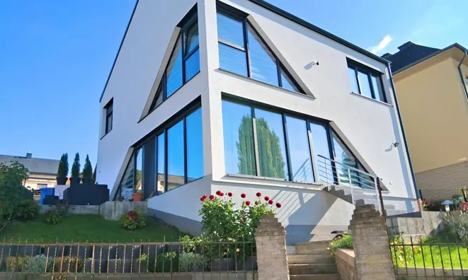 Недвижимость Villa 3 bedrooms for sale in Pratz: 1