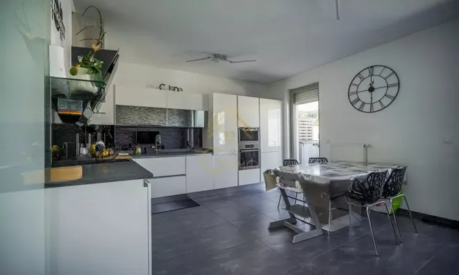 Недвижимость Apartment 2 bedrooms for sale in Differdange: 1