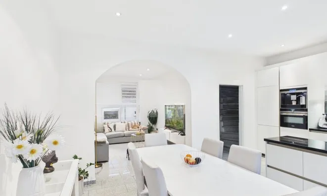 Недвижимость House 4 bedrooms for sale in Pétange: 1