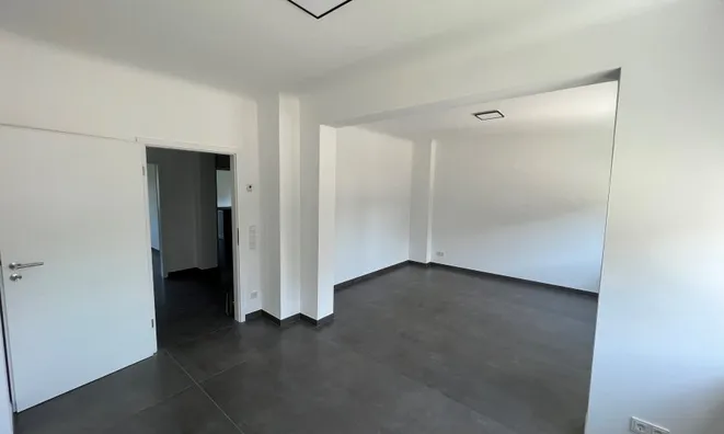 Недвижимость Semi-detached house 6 bedrooms for sale in Lamadelaine: 6