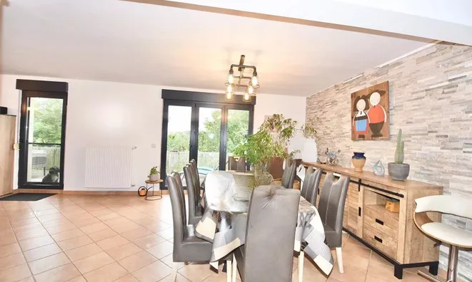 Недвижимость Detached house 4 bedrooms for sale in Neidhausen: 4