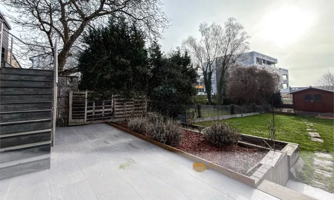 Недвижимость House 3 bedrooms for sale in Strassen: 3