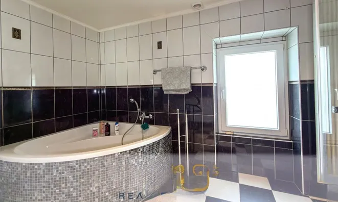 Недвижимость House 3 bedrooms for sale in Strassen: 7