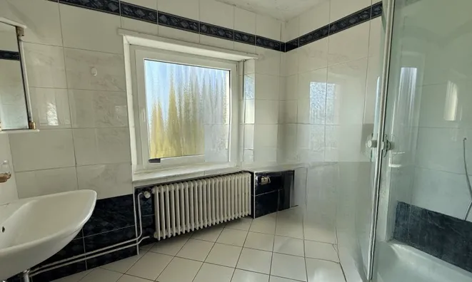 Недвижимость House 5 bedrooms for sale in Esch-sur-Alzette: 5