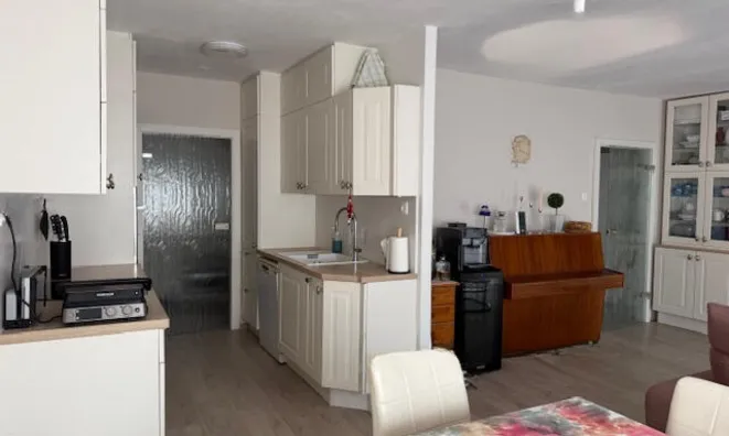 Недвижимость Квартира, 4 комнаты, Ново Фужине: 4