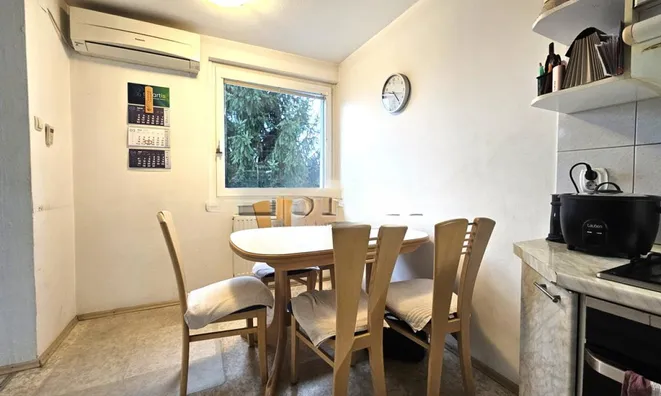 Недвижимость Квартира, 2 комнаты, Вич: 6