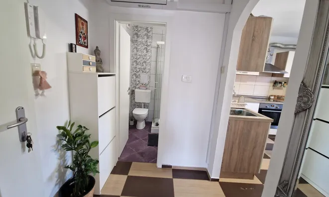 Недвижимость Квартира 1-комн. Новые Ярше: 1