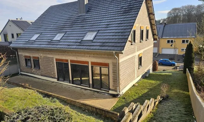 Недвижимость Detached house 4 bedrooms for sale in Everlange: 1