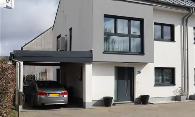 Недвижимость House 5 bedrooms for sale in Perle: 3