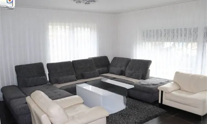 Недвижимость House 5 bedrooms for sale in Perle: 6