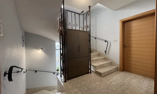 Недвижимость House 4 bedrooms for sale in Kayl: 7