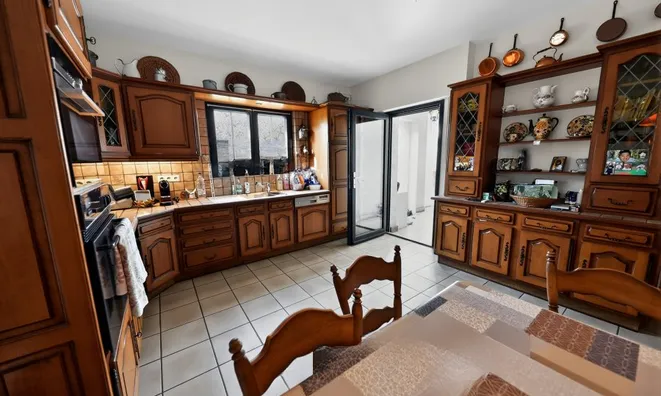 Недвижимость Villa 5 bedrooms for sale in Lintgen: 3