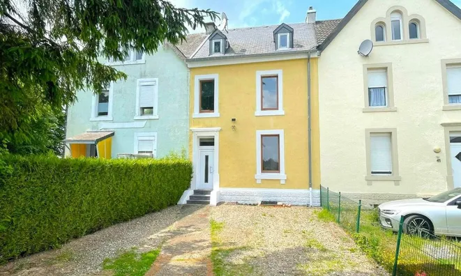 Недвижимость House 3 bedrooms for sale in Perle: 1