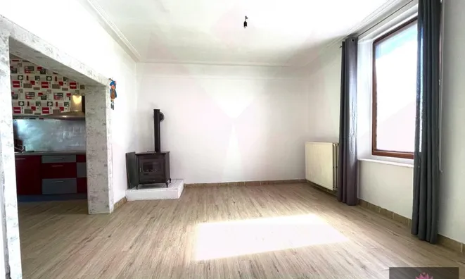 Недвижимость House 3 bedrooms for sale in Perle: 2