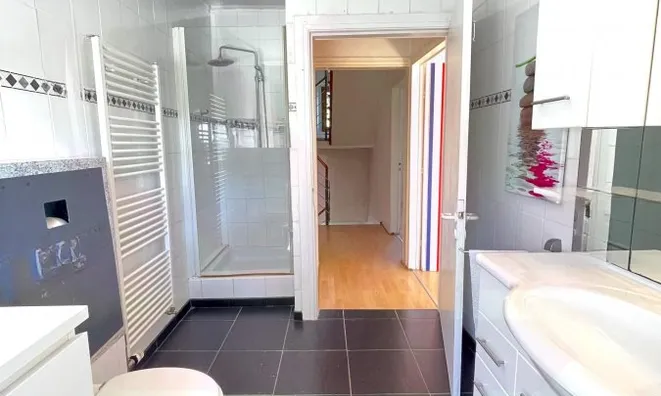 Недвижимость House 3 bedrooms for sale in Perle: 4