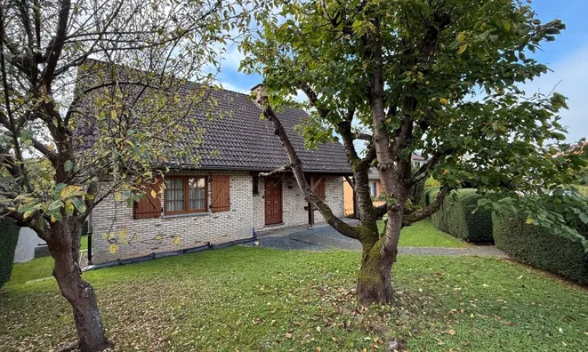 Недвижимость House 6 bedrooms for sale in Useldange: 6