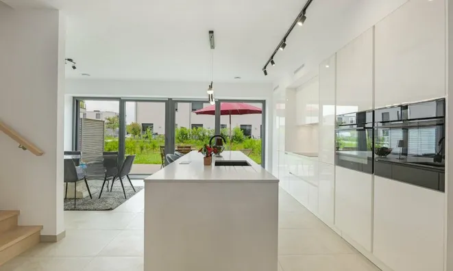 Недвижимость House 5 bedrooms for sale in Mertert: 2