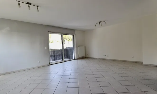 Недвижимость Apartment 2 bedrooms for sale in Berchem: 2