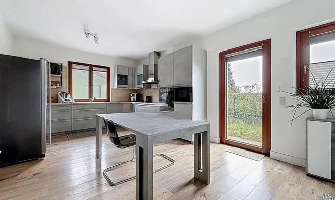 Недвижимость Detached house 4 bedrooms for sale in Frisange: 1