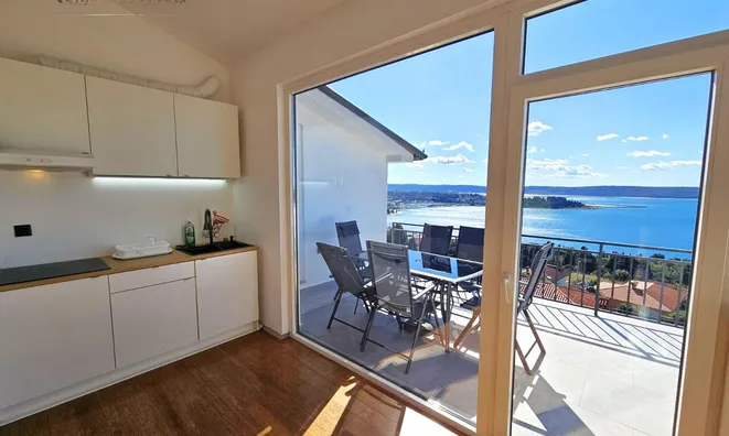 Недвижимость Трёхкомнатная квартира Порторож: 1