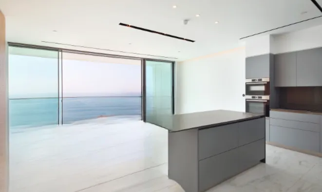 Недвижимость 2 Bedroom Apartment for Sale in Neapoli, Limassol: 3