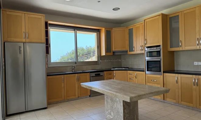 Недвижимость 4 Bedroom Villa For Sale in Parekklisia, Limassol: 10