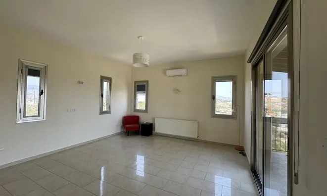 Недвижимость 4 Bedroom Villa For Sale in Parekklisia, Limassol: 21