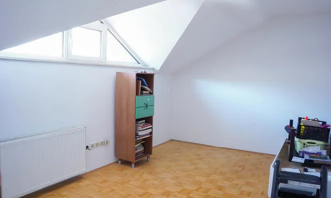 Недвижимость Дом, Садыня Вас: 21