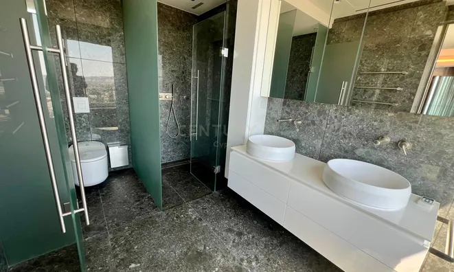 Недвижимость First line Sea View 3 Bedroom Apartment For Sale in Agios Tychonas,Limassol: 22