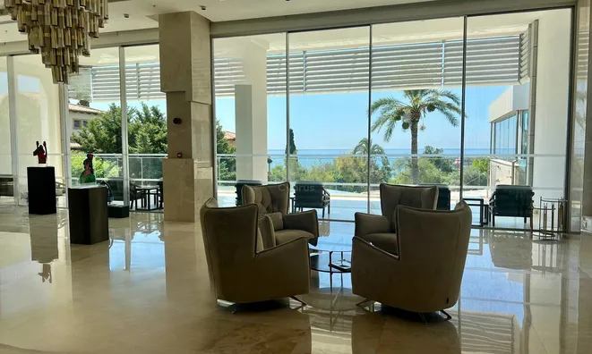 Недвижимость First line Sea View 3 Bedroom Apartment For Sale in Agios Tychonas,Limassol: 26
