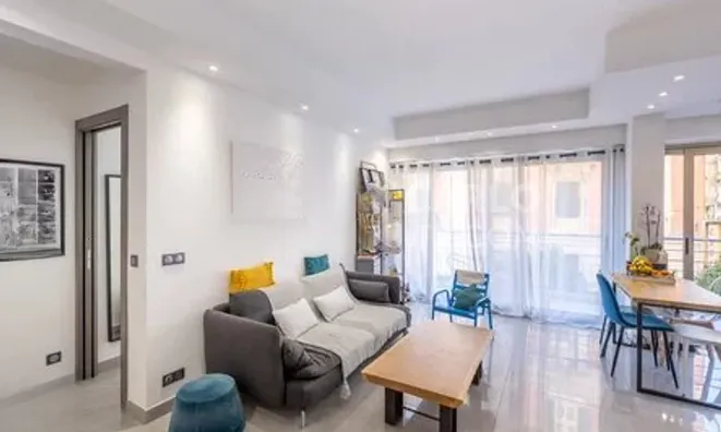 Недвижимость Apartment Monaco, Port: 1