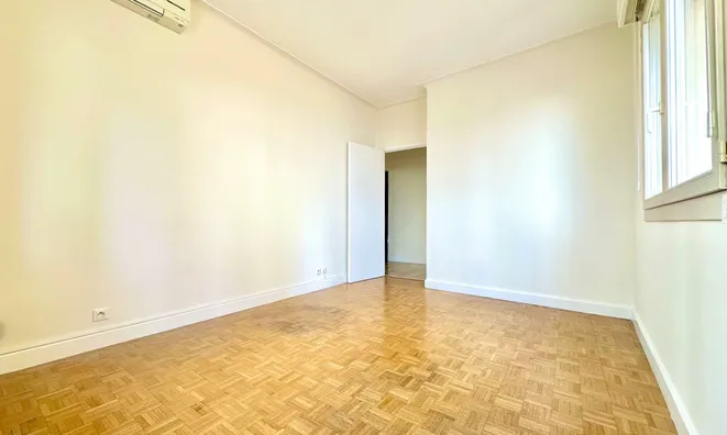 Недвижимость Apartment Monaco, La Rousse: 14