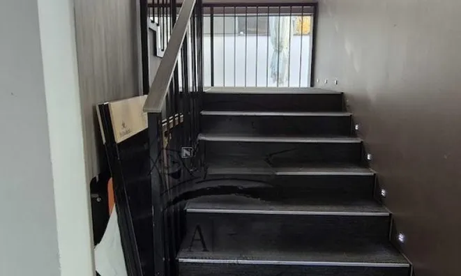 Недвижимость Офисное помещение, Айдовщина: 13