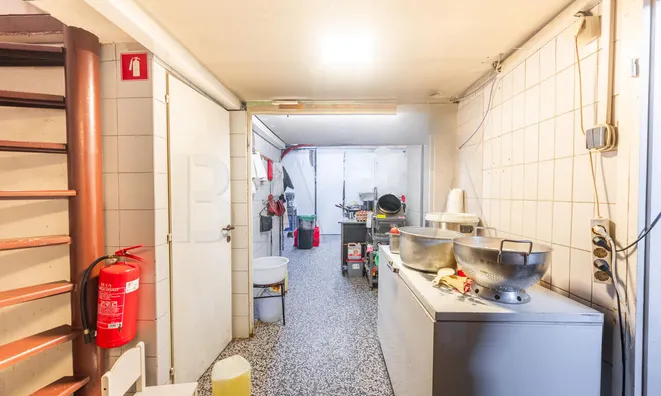 Недвижимость Кофейня в центре Любляны: 7