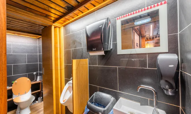 Недвижимость Кофейня в центре Любляны: 8