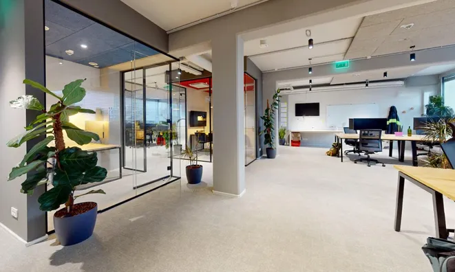 Недвижимость Офисное помещение в центре: 6