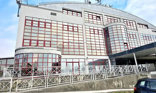 Недвижимость Коммерческое помещение Бежиград: 1