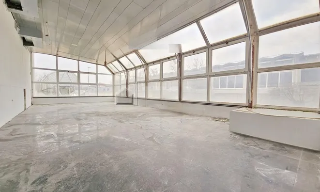 Недвижимость Коммерческое помещение Бежиград: 2