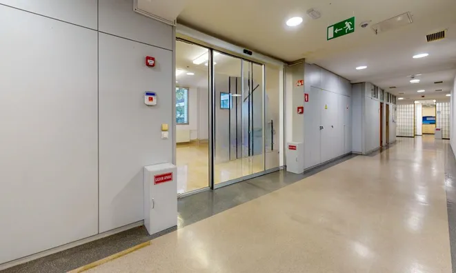 Недвижимость Офисное помещение в центре: 6