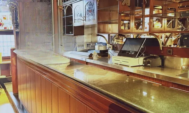 Недвижимость Коммерческое помещение в центре: 1