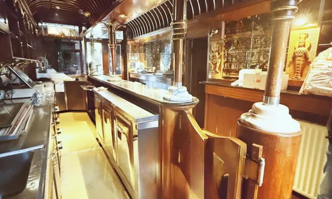 Недвижимость Коммерческое помещение в центре: 3