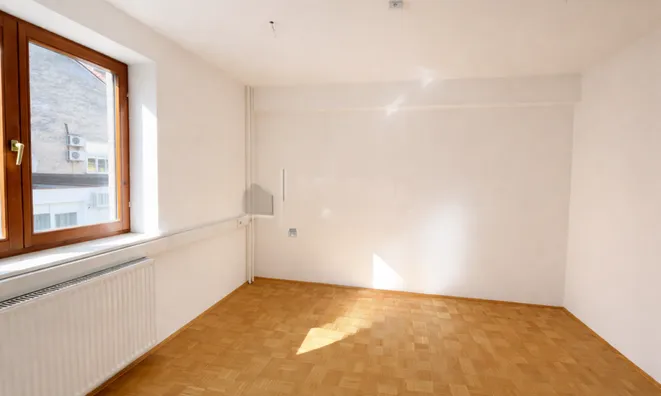 Недвижимость Офисное помещение в центре: 6