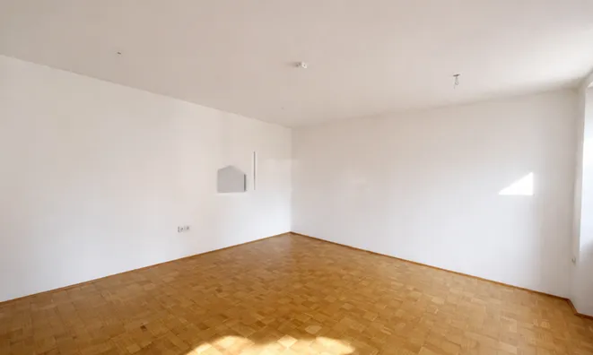 Недвижимость Офисное помещение в центре: 13