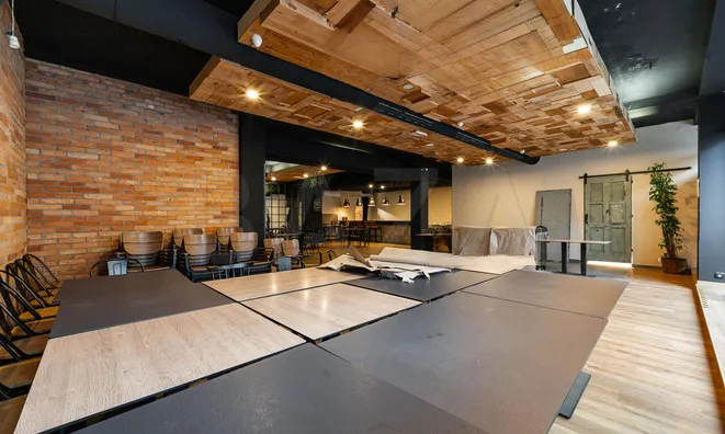 Недвижимость Коммерческое помещение Центр: 4