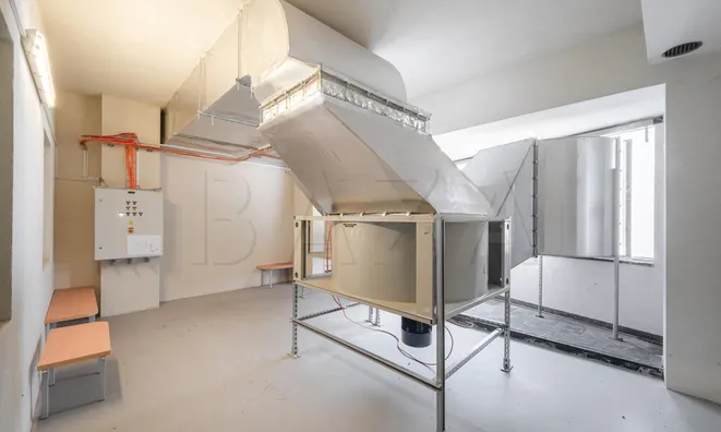 Недвижимость Офисное помещение Центр: 9