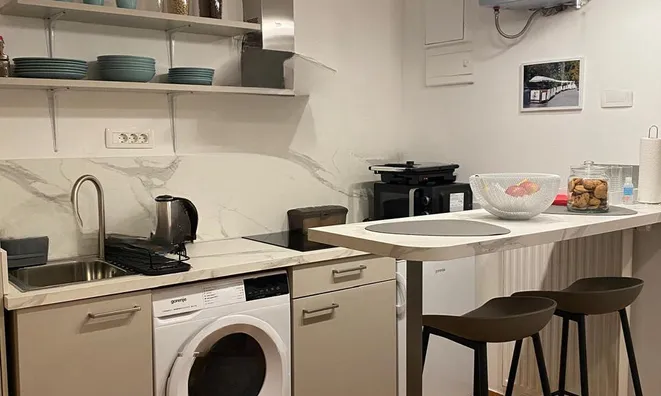 Недвижимость Коммерческое помещение  Центр: 10