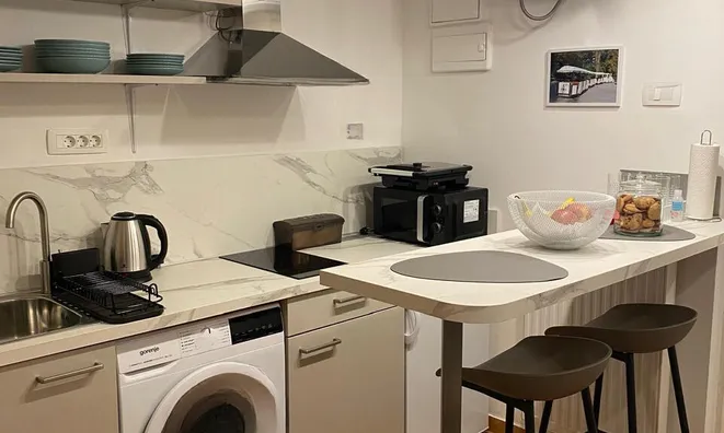 Недвижимость Коммерческое помещение Центр: 8