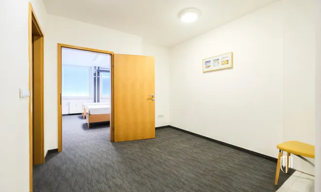 Недвижимость Офисное помещение в Ново Стегне: 9