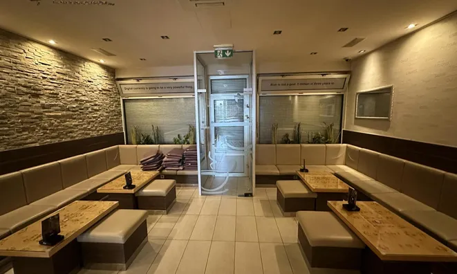 Недвижимость Торговое помещение Фужине: 2